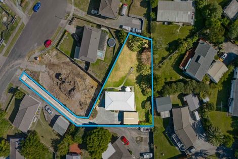 Photo of property in 27 Clyma Place, Massey, Auckland, 0614