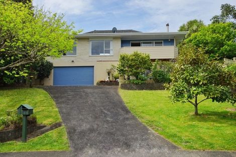 Photo of property in 17 Barlow Place, Chatswood, Auckland, 0626