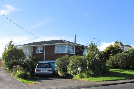 Photo of property in 31 School Road, Te Atatu South, Auckland, 0610