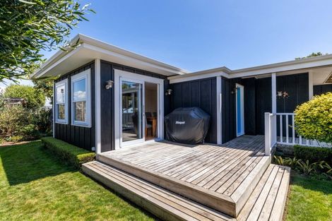 Photo of property in 10a Crownhill Street, Spotswood, New Plymouth, 4310