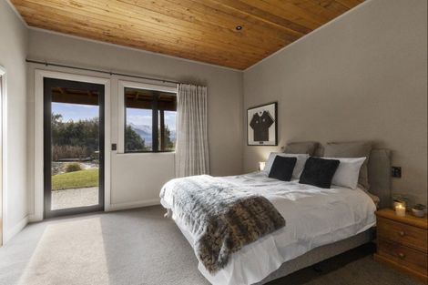 Photo of property in 73 Alec Robins Road, Lake Hayes, Queenstown, 9371