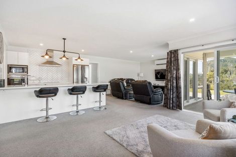 Photo of property in 17 Manatu Close, Whangamata, 3691