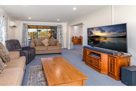 Photo of property in 15 Greenmeadow Gardens, Belfast, Christchurch, 8051