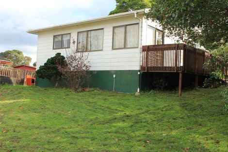 Photo of property in 16 Limond Street, Randwick Park, Auckland, 2105