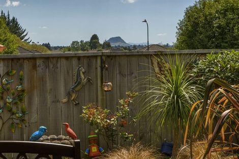 Photo of property in 6 Damien Place, Ohauiti, Tauranga, 3112