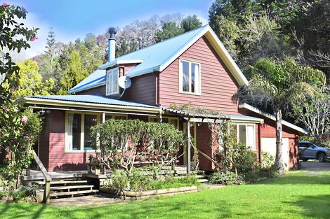 Photo of property in 58 Birdsall Road, Whangateau, Warkworth, 0985