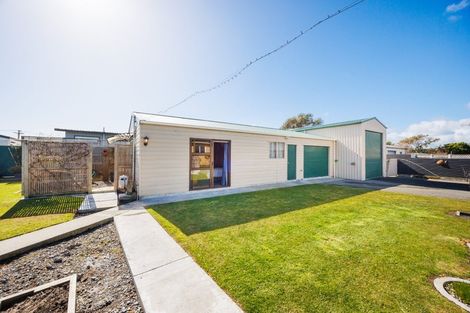 Photo of property in 69 Seabury Avenue, Foxton Beach, Foxton, 4815