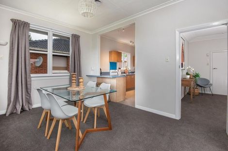 Photo of property in 10 Scotland Terrace, Green Island, Dunedin, 9018