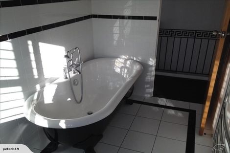 Photo of property in 37 Mulberry Street, Maungaraki, Lower Hutt, 5010