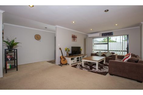 Photo of property in 53a Rathgar Road, Henderson, Auckland, 0610