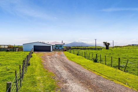 Photo of property in 43 Quinns Road, Normanby, Hawera, 4673