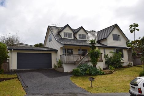 Photo of property in 13 Noel Williams Place, Windsor Park, Auckland, 0630