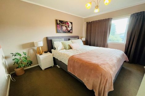 Photo of property in 1/17 Ballater Place, Highland Park, Auckland, 2010