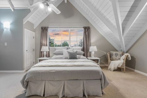 Photo of property in 7 Dene Court Lane, Greenhithe, Auckland, 0632