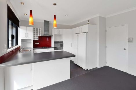 Photo of property in 176 Stokes Valley Road, Stokes Valley, Lower Hutt, 5019