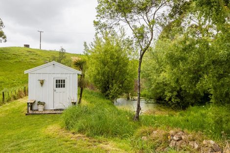 Photo of property in 664 Kairakau Road, Elsthorpe, Havelock North, 4295