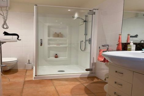 Photo of property in The Sands Apartments, 26/47 The Strand, Takapuna, Auckland, 0622