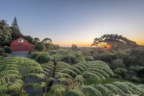 Photo of property in 35 Sunglo Terrace, Otaki, 5512