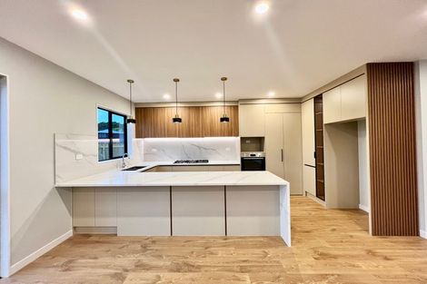 Photo of property in 16 Kiokio Place, Swanson, 0614