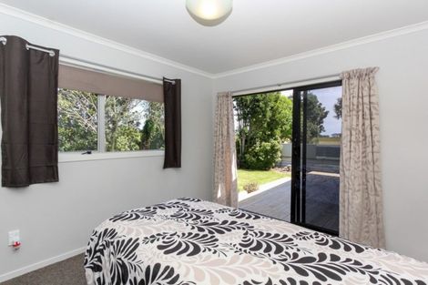 Photo of property in 33 Leslie Street, Waitara, 4320