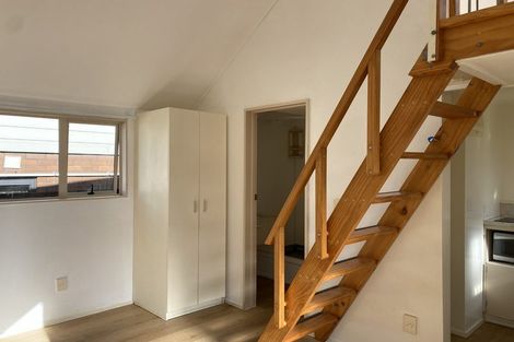 Photo of property in 2 Marendellas Drive, Bucklands Beach, Auckland, 2014