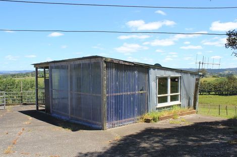 Photo of property in 74a Whananaki North Road, Whakapara, Hikurangi, 0181