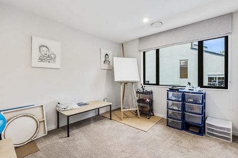 Photo of property in 34a Lyons Avenue, Murrays Bay, Auckland, 0630