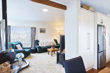 Photo of property in 4 Glen Norman Avenue, Henderson, Auckland, 0610