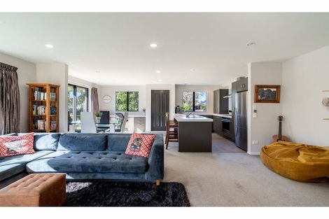 Photo of property in 37 Vogel Place, Waikiwi, Invercargill, 9810