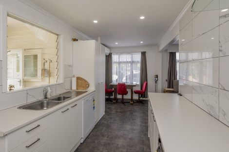 Photo of property in 21 Rutland Street, Levin, 5510