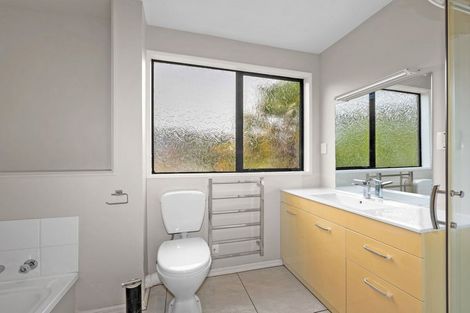 Photo of property in 9 Janice Place, Mount Pleasant, Christchurch, 8081