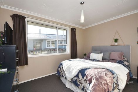 Photo of property in 32 Kinmont Crescent, Newfield, Invercargill, 9812