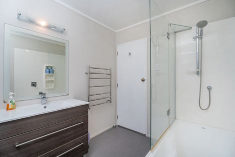 Photo of property in 17 Crown Reef, Pauanui, Hikuai, 3579