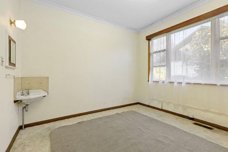 Photo of property in 194 Naenae Road, Naenae, Lower Hutt, 5011