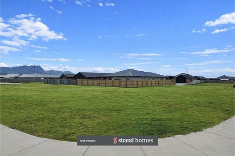 Photo of property in 61 Kitemaunga Avenue, One Tree Point, 0118