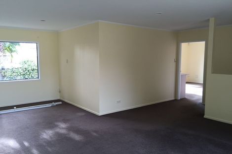 Photo of property in 24 Pukatea Avenue, Albany, Auckland, 0632