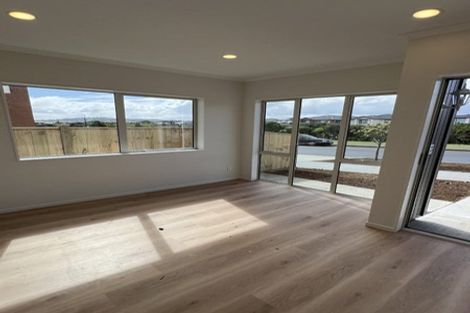 Photo of property in 82 Castlebane Drive, Flat Bush, Auckland, 2019