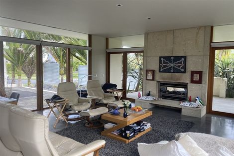 Photo of property in 59 Te Wharau Drive, Greenhithe, Auckland, 0632