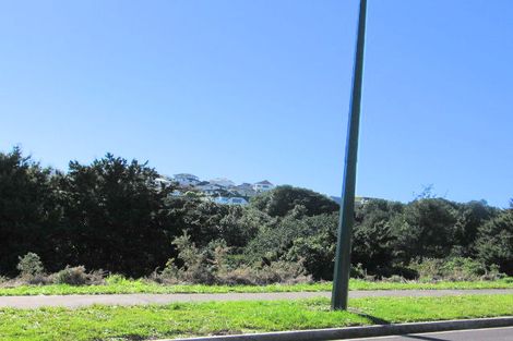 Photo of property in 52 The Enclave, Totara Heights, Auckland, 2105