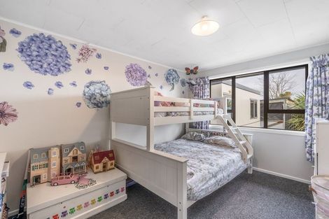 Photo of property in 8 Mackenzie Street, Winton, 9720