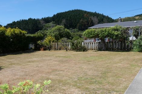 Photo of property in 100 Ruapehu Street, Paraparaumu, 5032