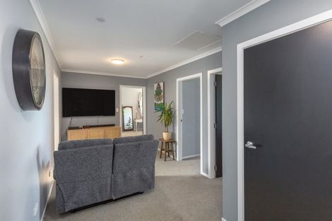 Photo of property in 91 Chester Park Drive, West Taratahi, Carterton, 5791