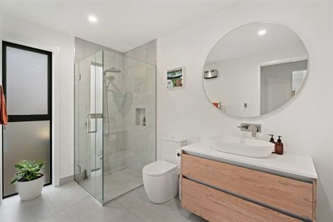 Photo of property in 15 Mills Road, Wanaka, 9305