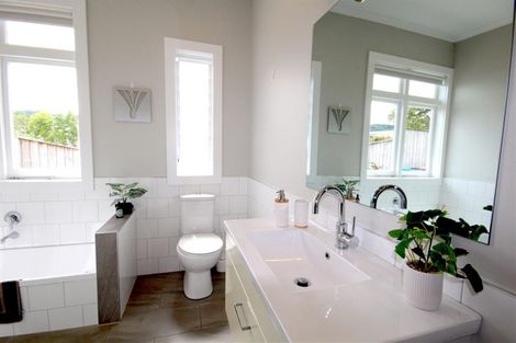 Photo of property in 8 Anzac Road, Morningside, Whangarei, 0110