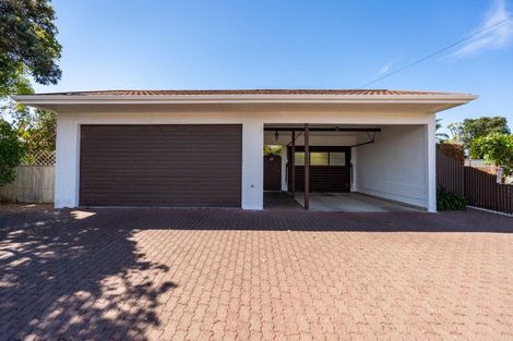 Photo of property in 49 Charles Street, Westshore, Napier, 4110
