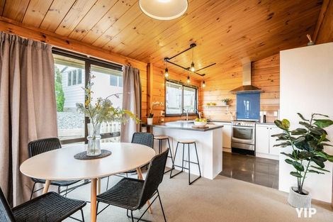 Photo of property in 60 Nalanda Crescent, Broadmeadows, Wellington, 6035