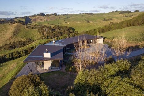 Photo of property in 215b Benseman Road, Raglan, 3296