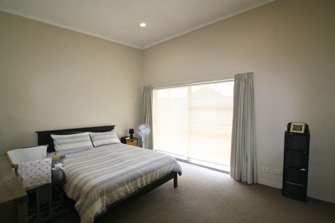 Photo of property in 2/38 Maratahu Street, Westown, New Plymouth, 4310