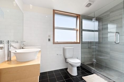 Photo of property in 3 Halewood Grove, Churton Park, Wellington, 6037