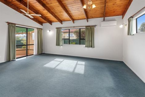 Photo of property in 123a Onerahi Road, Onerahi, Whangarei, 0110